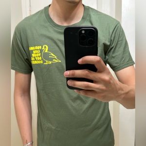 Urban Outfitters Calm The Duck Down Tee M